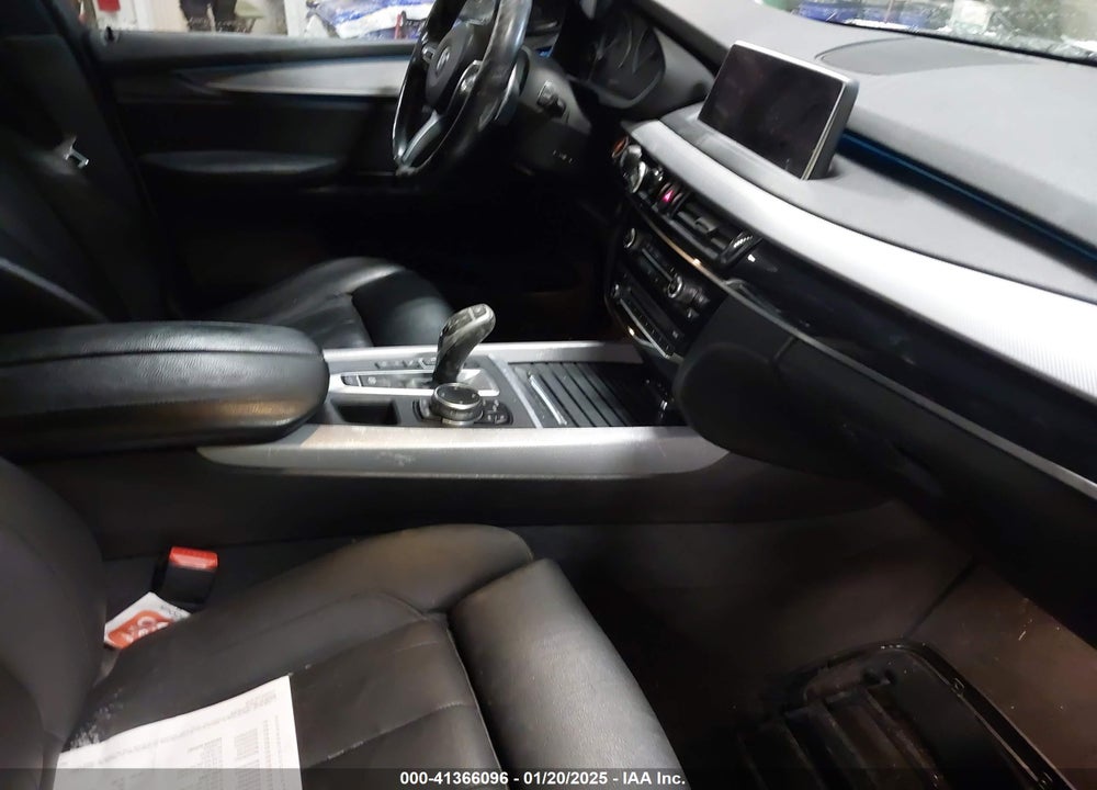 2016 BMW X5 XDRIVE35I VIN: 5UXKR0C50G0P33941