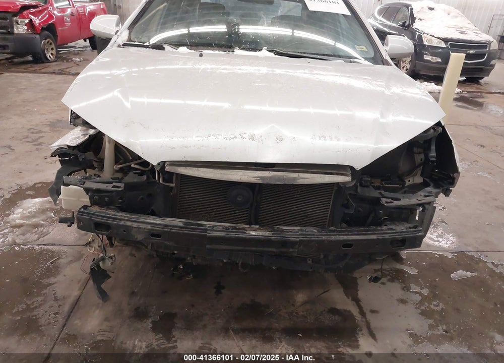 2010 HYUNDAI ELANTRA GLS VIN: KMHDU4AD5AU890578