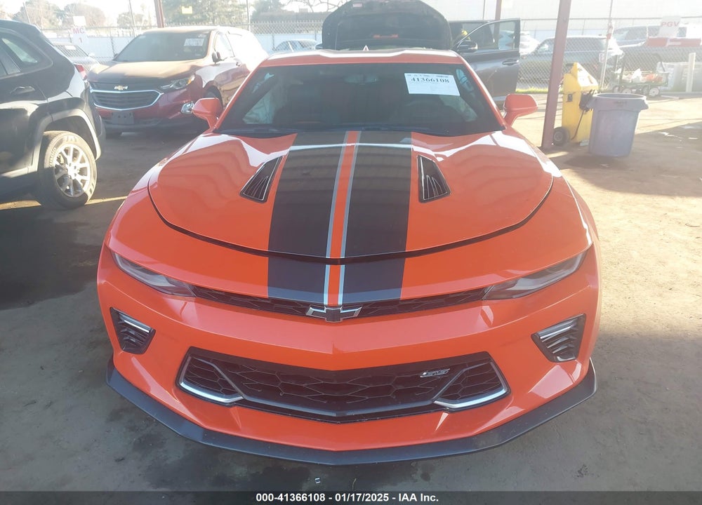 2018 CHEVROLET CAMARO VIN: 1G1FH1R7XJ0157201