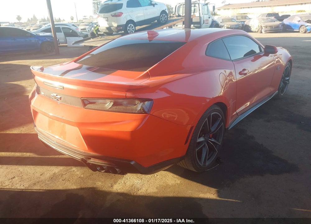 2018 CHEVROLET CAMARO VIN: 1G1FH1R7XJ0157201