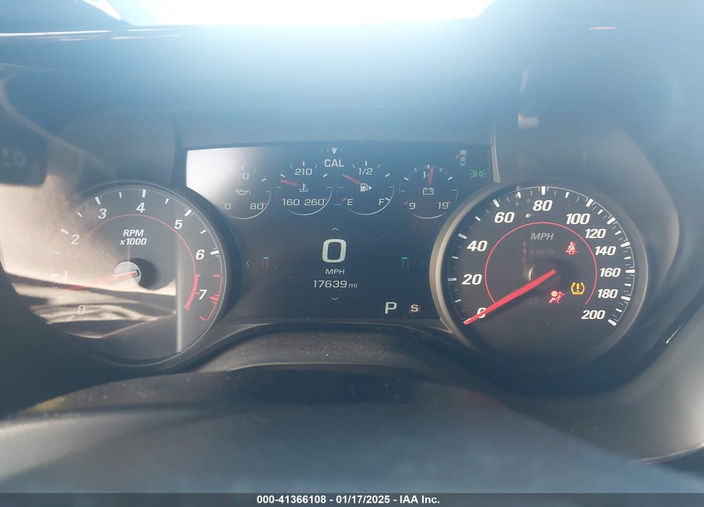 2018 CHEVROLET CAMARO VIN: 1G1FH1R7XJ0157201