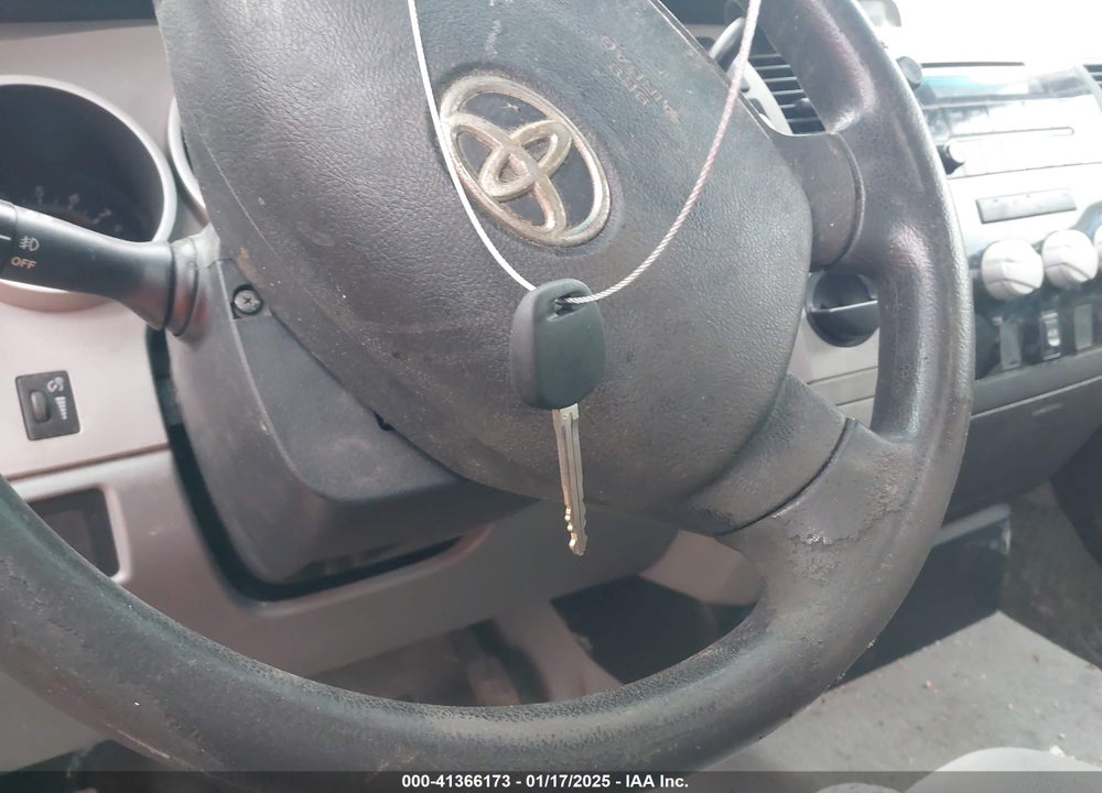 2008 TOYOTA TUNDRA BASE 5.7L V8 VIN: 5TFRV541X8X068558