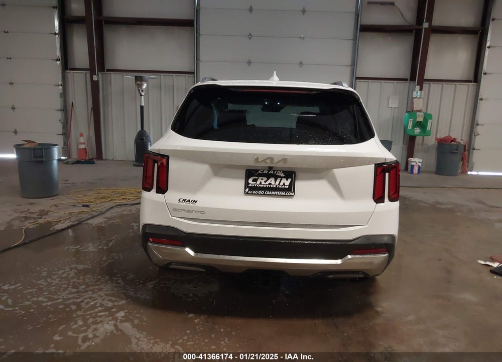 2025 KIA SORENTO VIN: 5XYRK4JF0SG331301