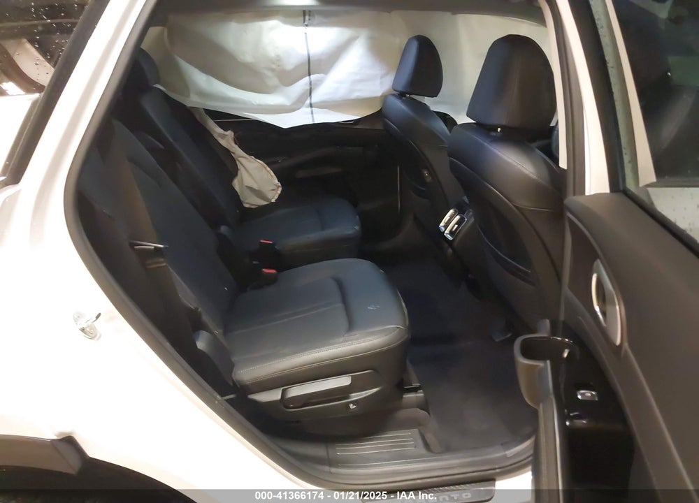 2025 KIA SORENTO VIN: 5XYRK4JF0SG331301