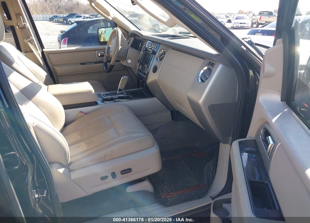 2013 FORD EXPEDITION VIN: 1FMJU2A59DEF23035