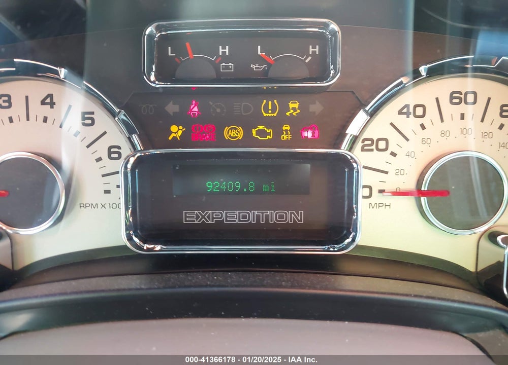 2013 FORD EXPEDITION VIN: 1FMJU2A59DEF23035