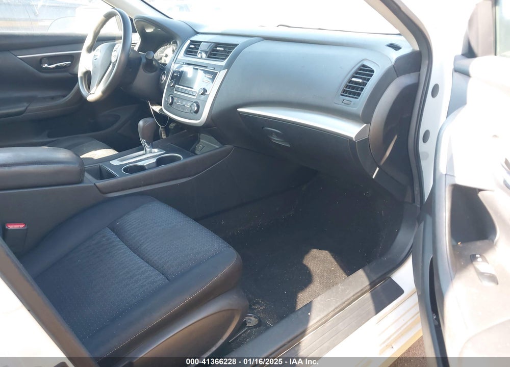 2016 NISSAN ALTIMA 2.5/2.5 S/2.5 SL/2.5 SR/2.5 SV VIN: 1N4AL3AP6GN329880