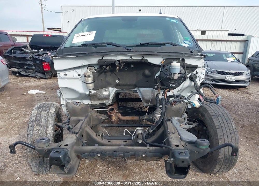 2011 CHEVROLET SILVERADO 1500 LT VIN: 3GCPCSE05BG160478