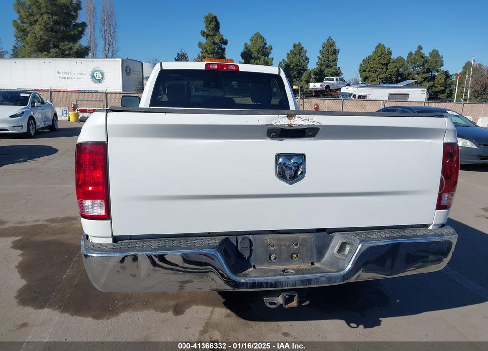 2016 RAM 1500 VIN: 3C6JR6DG8GG239636