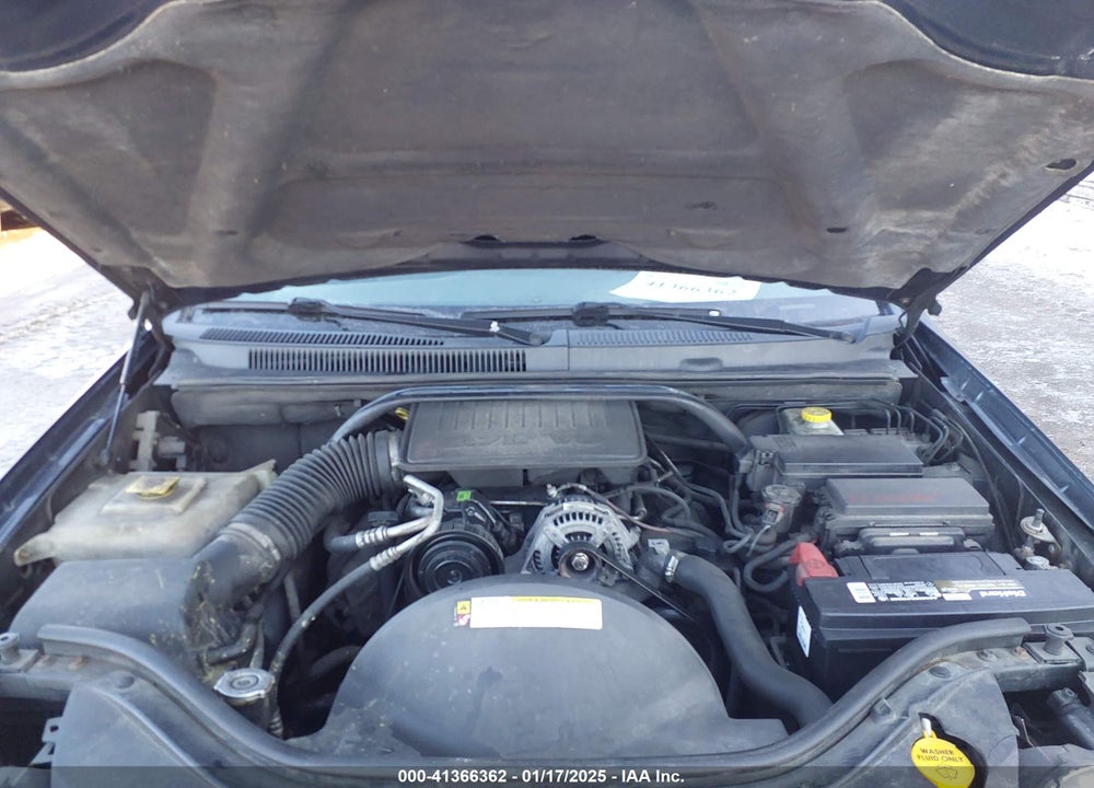 2010 JEEP GRAND CHEROKEE LAREDO VIN: 1J4PR4GKXAC142076