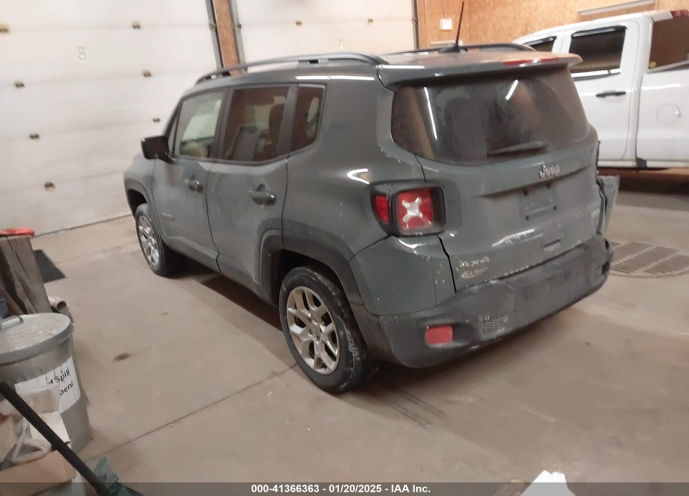 2018 JEEP RENEGADE LATITUDE 4X4 VIN: ZACCJBBB5JPH04503