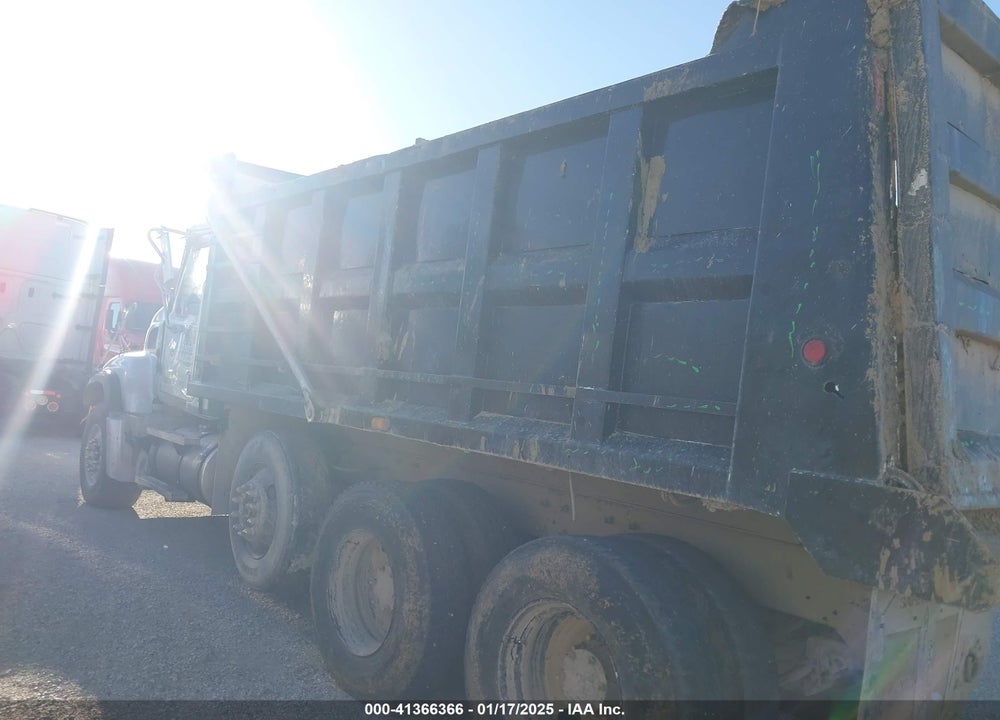 2006 MACK CV713 CV700 VIN: 1M2AG11CX6M036385