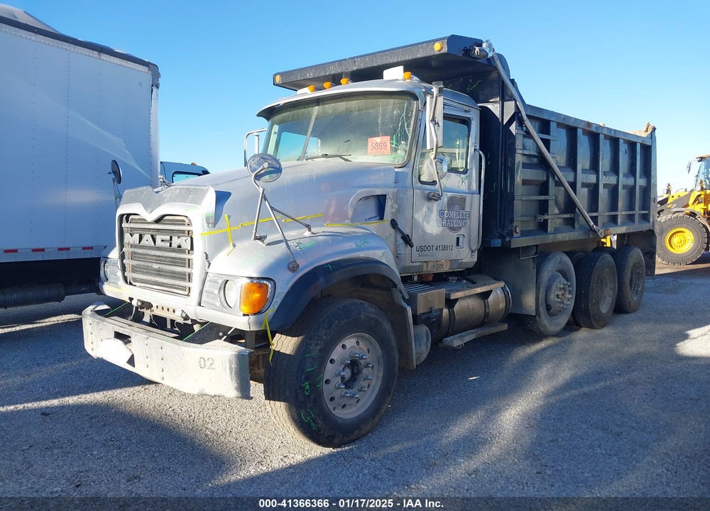 2006 MACK CV713 CV700 VIN: 1M2AG11CX6M036385