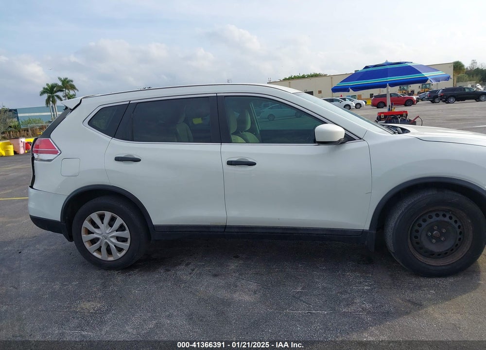 2016 NISSAN ROGUE S VIN: 5N1AT2MT9GC898629