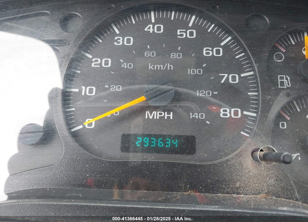 2007 GMC T-SERIES F6B042 VIN: 1GDJ6F1B87F425555