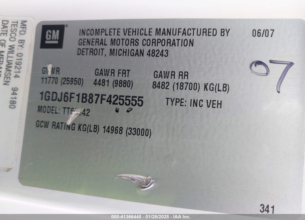 2007 GMC T-SERIES F6B042 VIN: 1GDJ6F1B87F425555