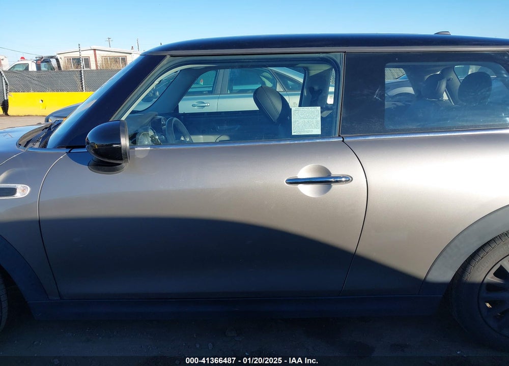 2019 MINI HARDTOP VIN: WMWXP5C54K2H32041