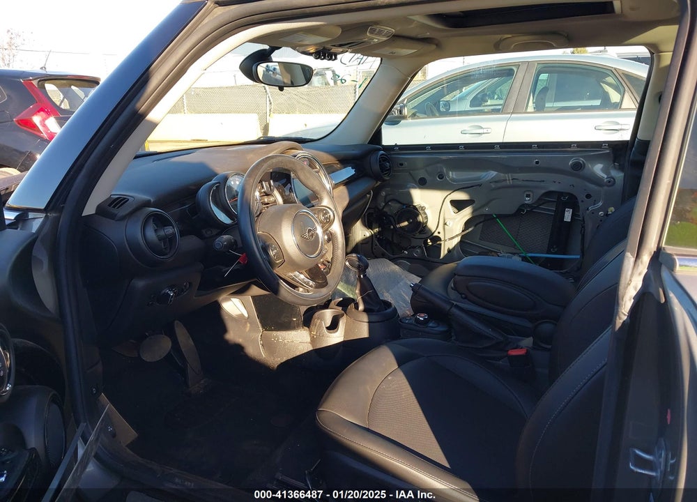 2019 MINI HARDTOP VIN: WMWXP5C54K2H32041