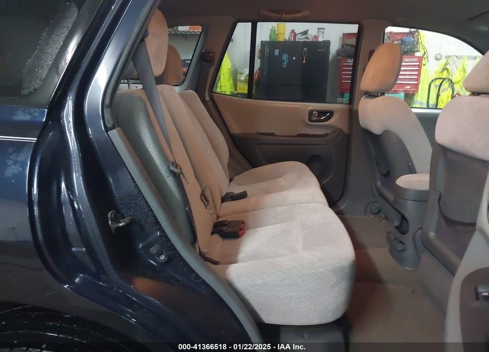 2005 HYUNDAI SANTA FE GLS VIN: KM8SC13D15U005725