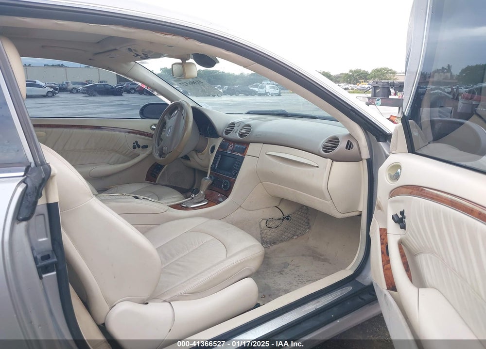 2009 MERCEDES-BENZ CLK 350 VIN: WDBTJ56HX9F262704