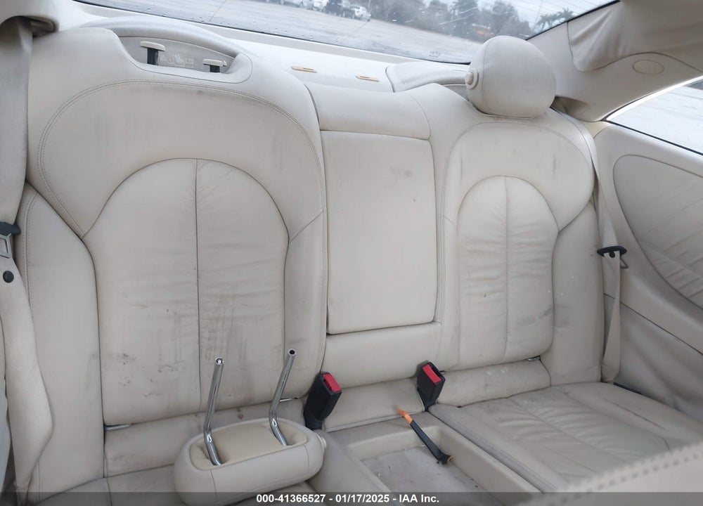 2009 MERCEDES-BENZ CLK 350 VIN: WDBTJ56HX9F262704
