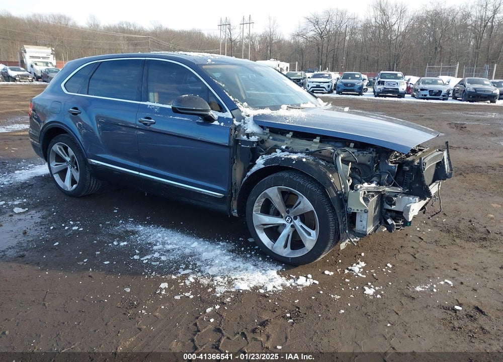 2018 BENTLEY BENTAYGA ACTIVITY EDITION/BLACK EDITION/MULLINER/ONYX EDITION/W12 VIN: SJAAC2ZV2JC022640