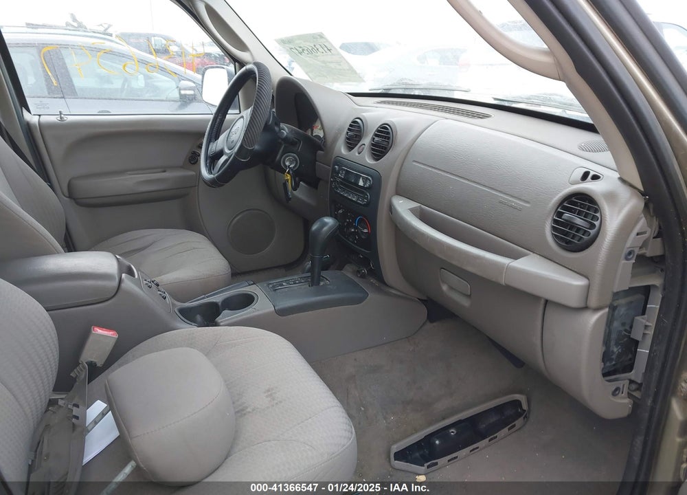 2004 JEEP LIBERTY SPORT VIN: 1J4GL48K84W136683