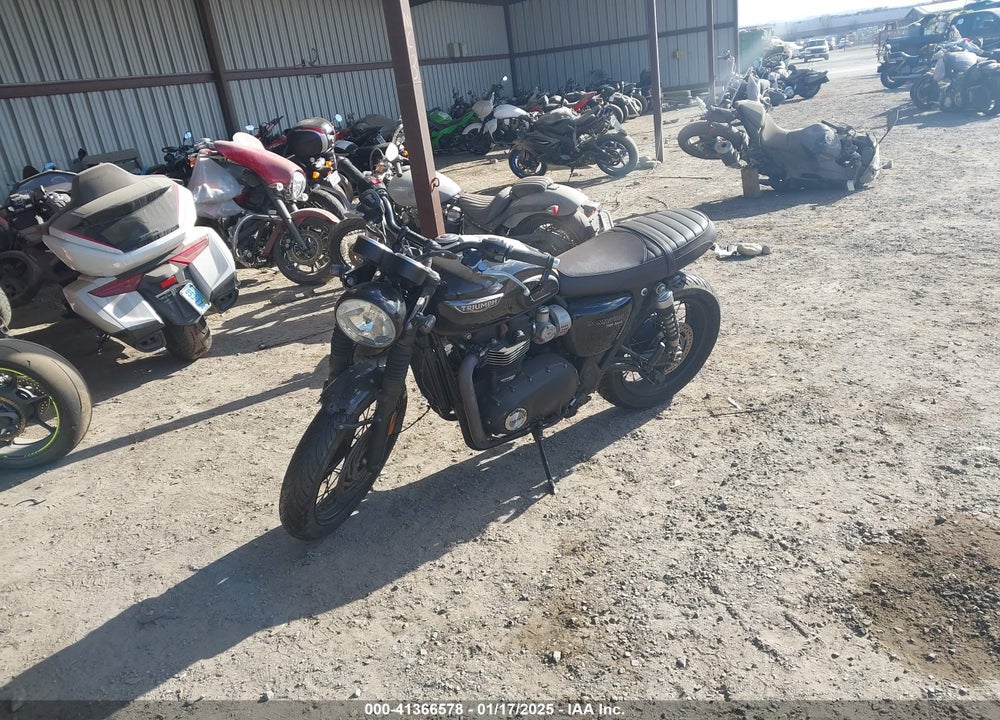 2020 TRIUMPH MOTORCYCLE BONNEVILLE T120/BLACK/BUD EKINS VIN: SMTD40HL7LT978472