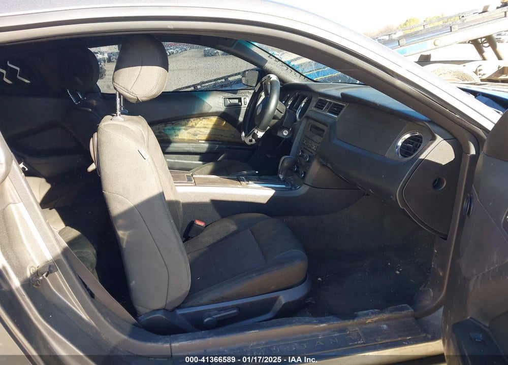 2014 FORD MUSTANG VIN: 1ZVBP8AM5E5295950