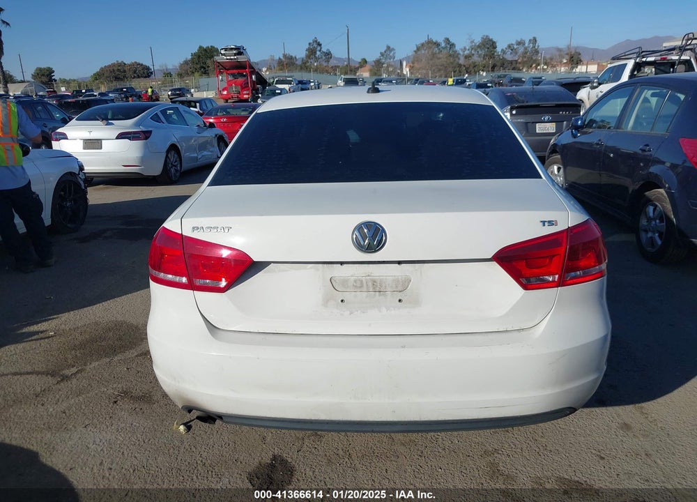 2015 VOLKSWAGEN PASSAT 1.8T LIMITED EDITION VIN: 1VWAT7A31FC088381