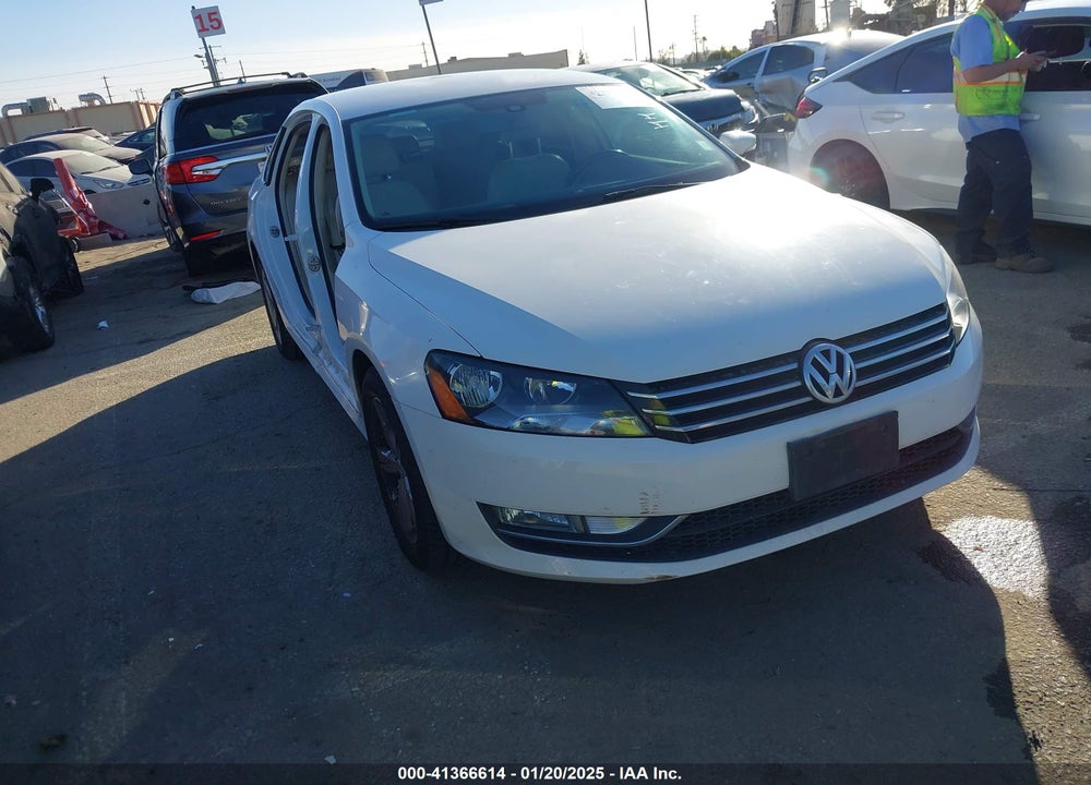 2015 VOLKSWAGEN PASSAT 1.8T LIMITED EDITION VIN: 1VWAT7A31FC088381