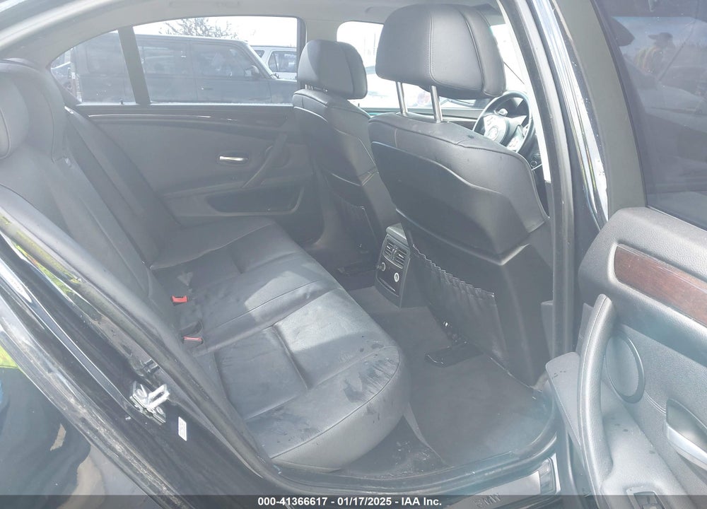 2009 BMW 550I VIN: WBANW53599CT55783