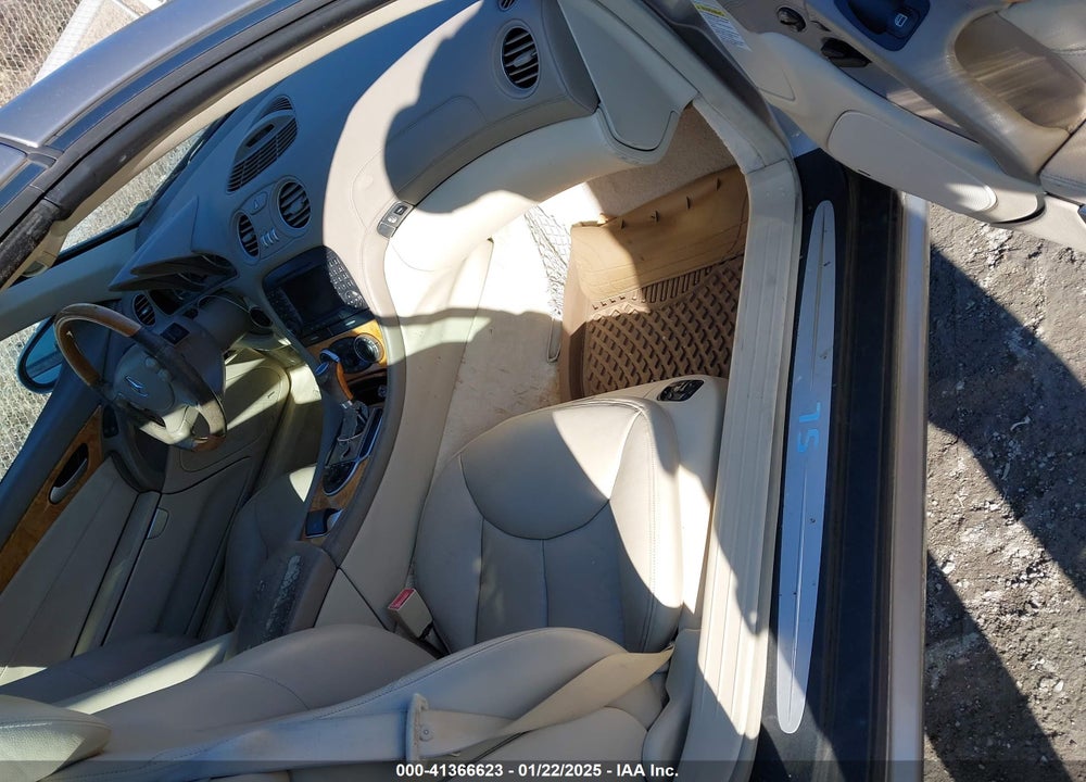 2005 MERCEDES-BENZ SL 500 VIN: WDBSK75F85F106241