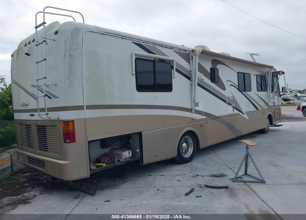 2001 ROADMASTER RAIL DIPLOMAT MOTOR HOME VIN: 1RF12061812014354