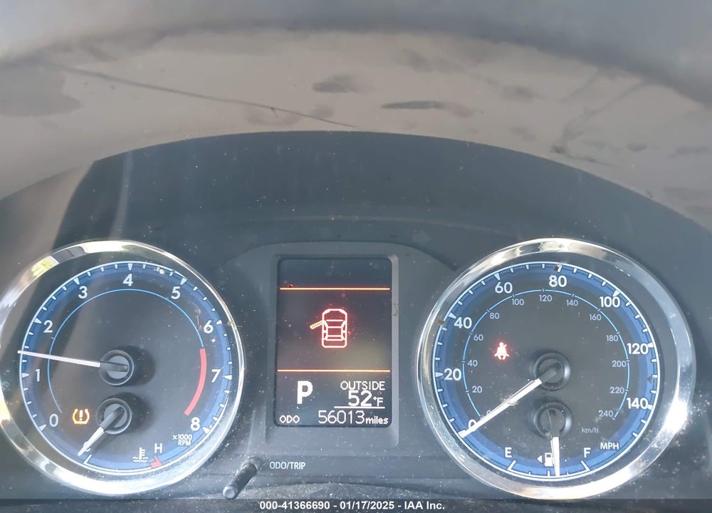 2018 TOYOTA COROLLA LE VIN: 5YFBURHE2JP796873