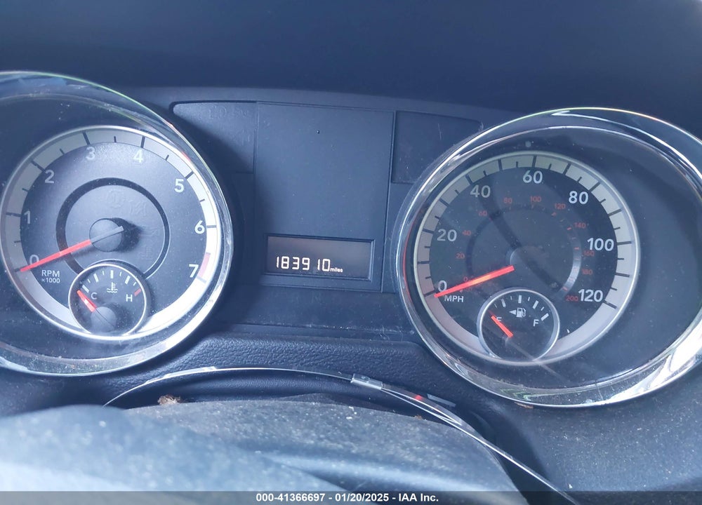 2011 DODGE GRAND CARAVAN MAINSTREET VIN: 2D4RN3DG1BR739259