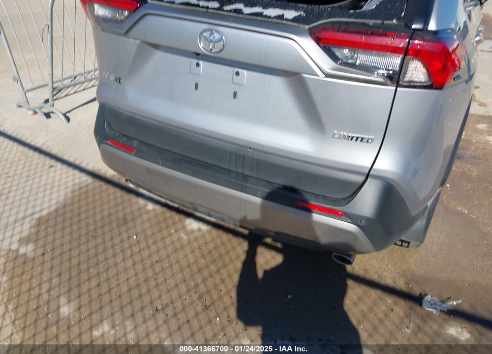 2024 TOYOTA RAV4 LIMITED VIN: 2T3Y1RFV8RC265475