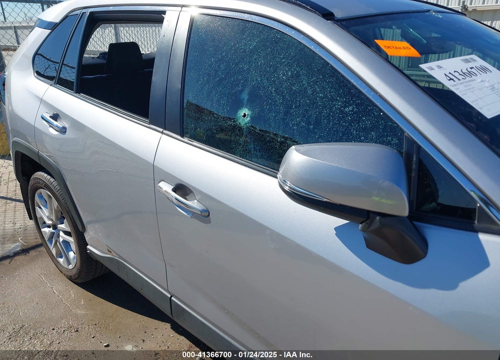 2024 TOYOTA RAV4 LIMITED VIN: 2T3Y1RFV8RC265475