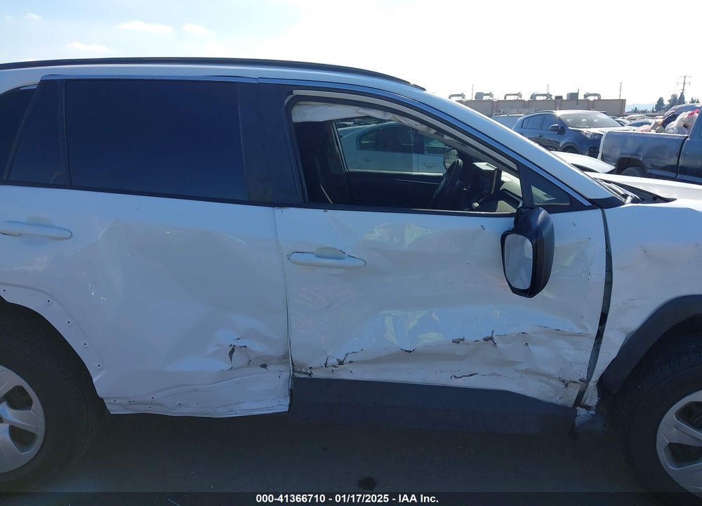 2019 TOYOTA RAV4 LE VIN: 2T3H1RFV9KC017158