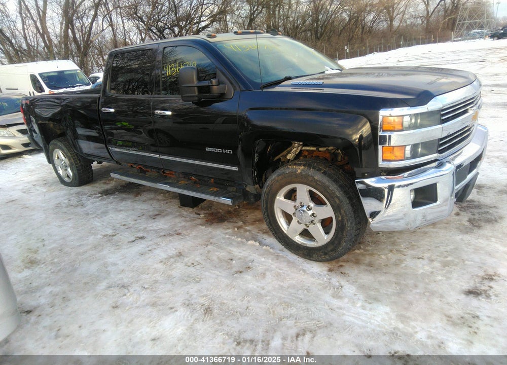 2015 CHEVROLET SILVERADO 2500HD LTZ VIN: 1GC1KWE8XFF104355