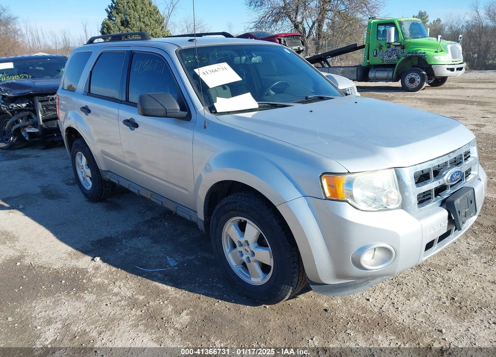 2011 FORD ESCAPE XLT VIN: 1FMCU9D74BKB21341