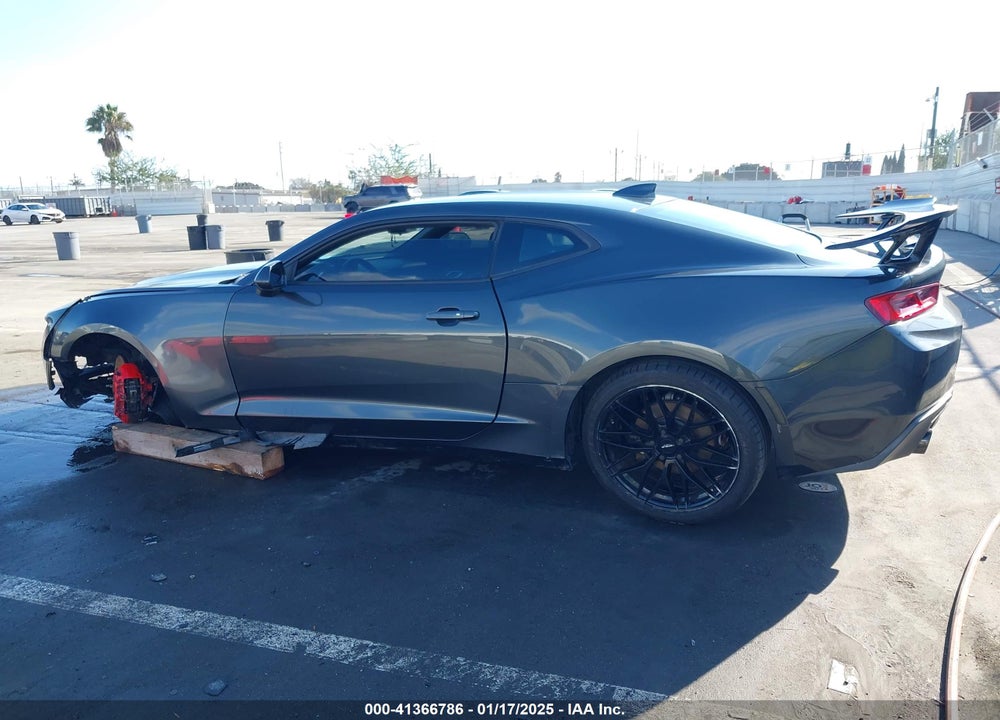 2017 CHEVROLET CAMARO VIN: 1G1FB1RX1H0183763