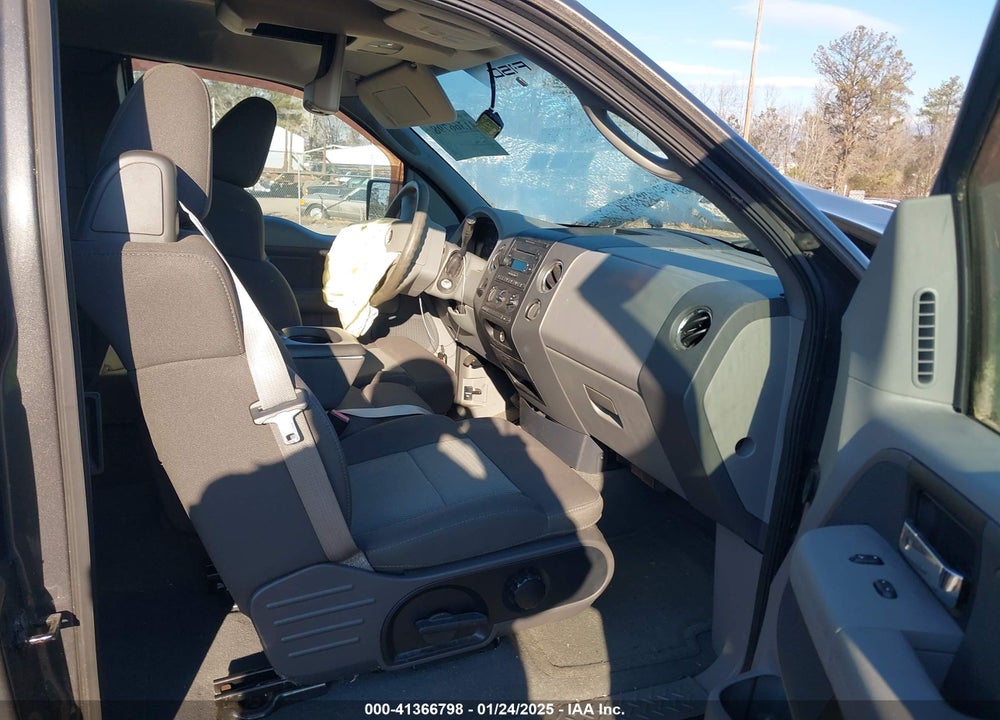 2005 FORD F-150 VIN: 1FTRX12W95NA28416