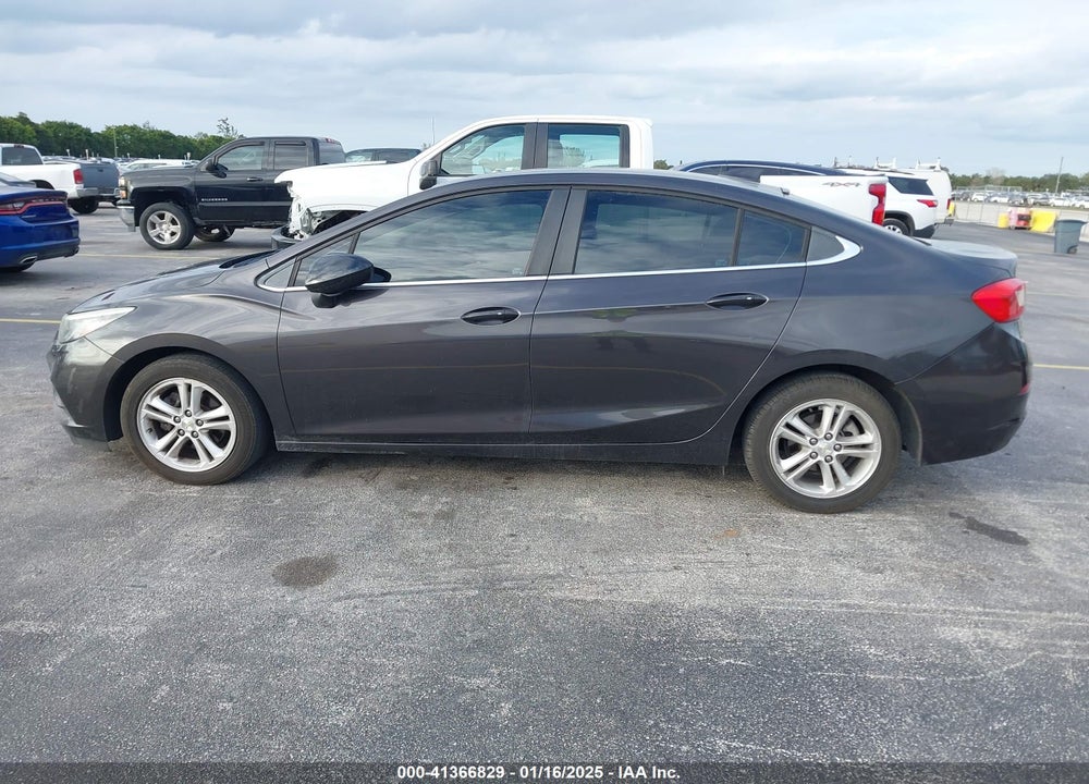 2017 CHEVROLET CRUZE LT AUTO VIN: 1G1BE5SM4H7207641