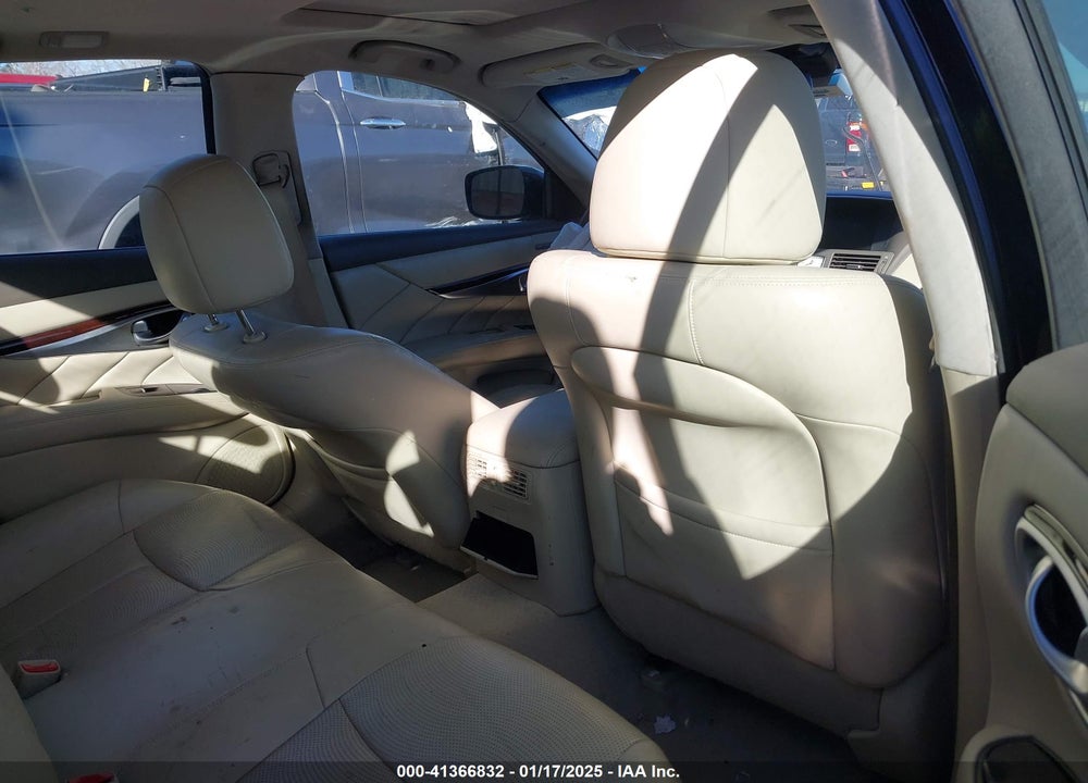 2012 INFINITI M37X VIN: JN1BY1AR3CM392637