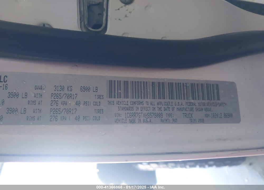 2017 RAM 1500 VIN: 1C6RR7GTXHS579009