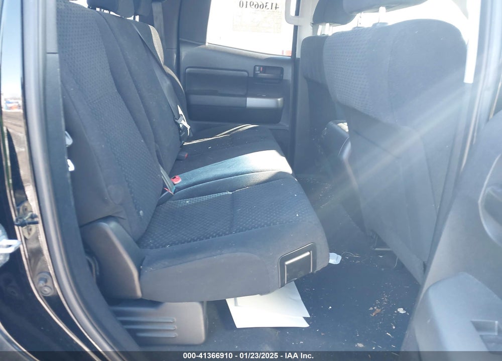 2010 TOYOTA TUNDRA GRADE 5.7L V8 VIN: 5TFUY5F1XAX147121