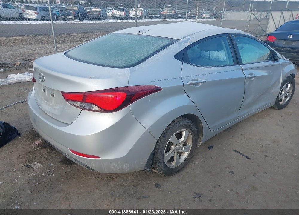 2015 HYUNDAI ELANTRA SE VIN: KMHDH4AEXFU299408