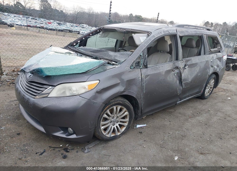 2011 TOYOTA SIENNA XLE V6 VIN: 5TDYK3DC3BS120720