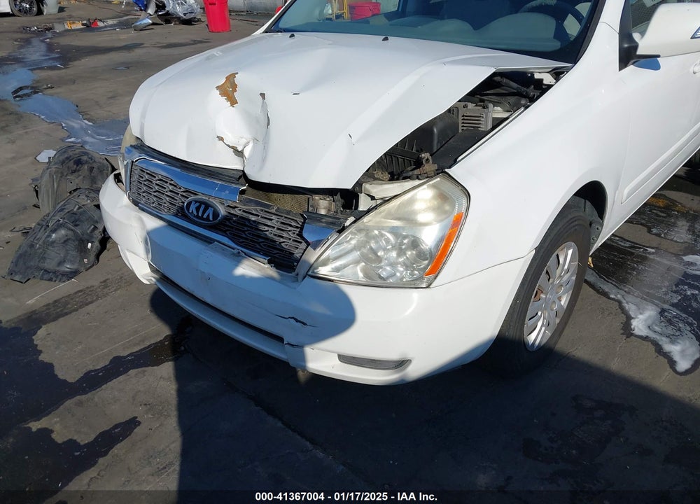 2011 KIA SEDONA VIN: KNDMG4C78B6384753